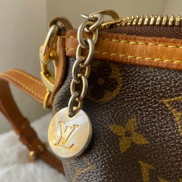 ❤️ Louis Vuitton Palermo PM Bag - Picture 13 of 17